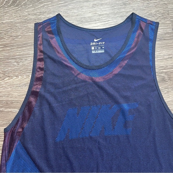 Nike top. NWOT. XS Blue. - Picture 8 of 9
